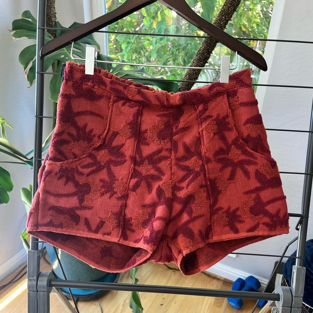 Hand Crafted High Waist Floral Shorts - Picture 10 of 10